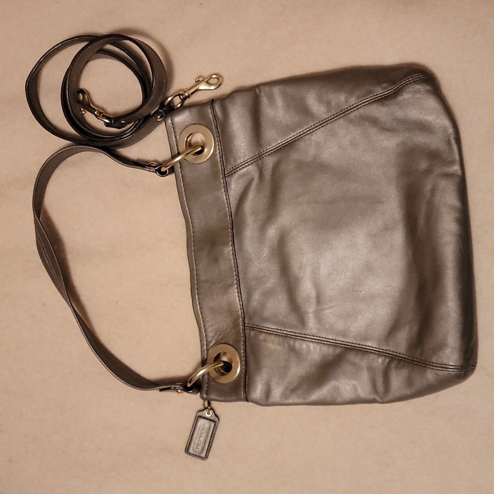 Coach gold leather bag - Picture 3 of 8